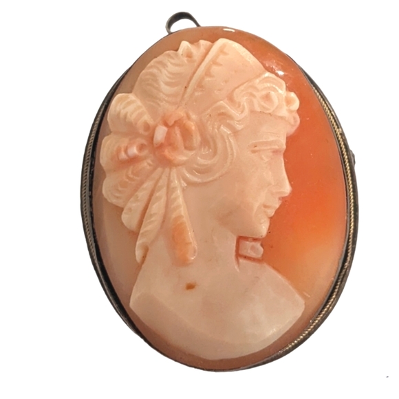 Vintage silver shell cameo brooch pendant. Estate - Picture 3 of 16